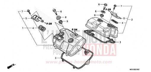 COUVERCLE DE CULASSE NSA700A9 de 2009